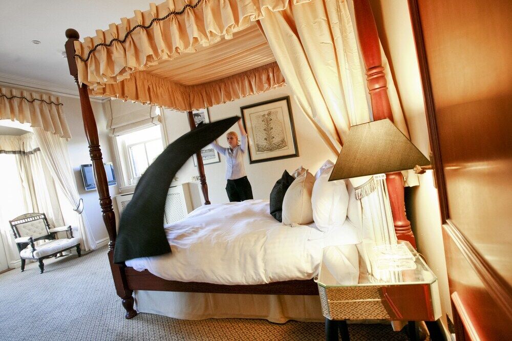 Careys Manor Hotel & Senspa Брокенхёрст Экстерьер фото